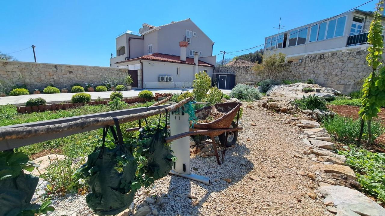 Durovici Dubrovnik Airport Apartment Tea מראה חיצוני תמונה